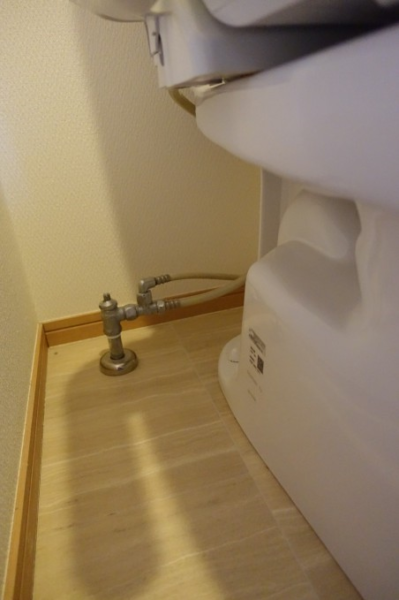 トイレ止水栓