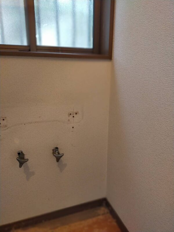 洗面台を外した写真